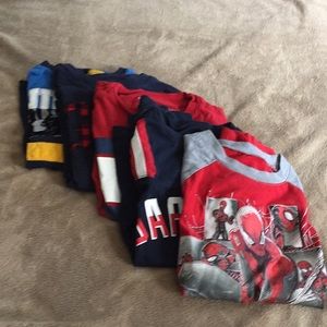 5 Long Sleeve Boys T-shirts Size 5-